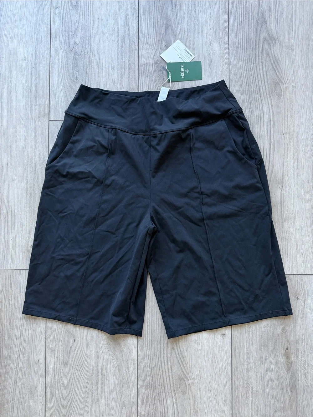 Halara Shorts Soflyzero Airy NWT Women’s XL Black Vacation Travel Athleisure